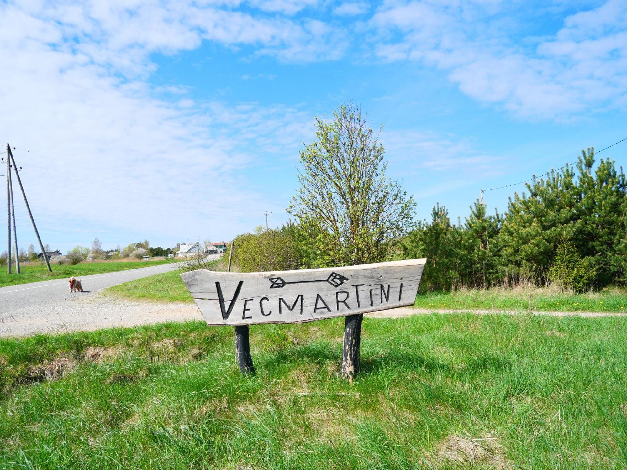 Apartamento Vecmartini Pape Exterior foto